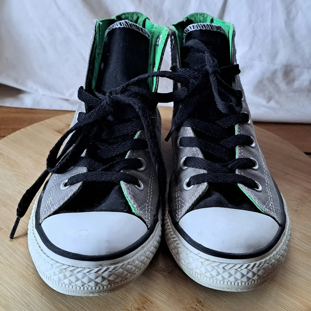 Converse Chuck Taylor All Star High Top Gray Canvas Green Lightning Kids Size 3